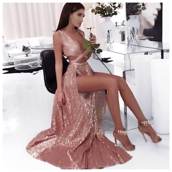 sexy cut out plunge neck high slit long dress🥂✨ - Picture 4 of 5